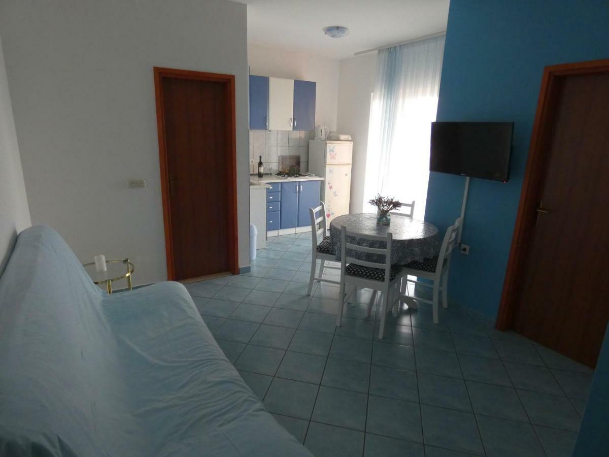 Apartmani Saric Rogoznica Zečevo Exteriér fotografie