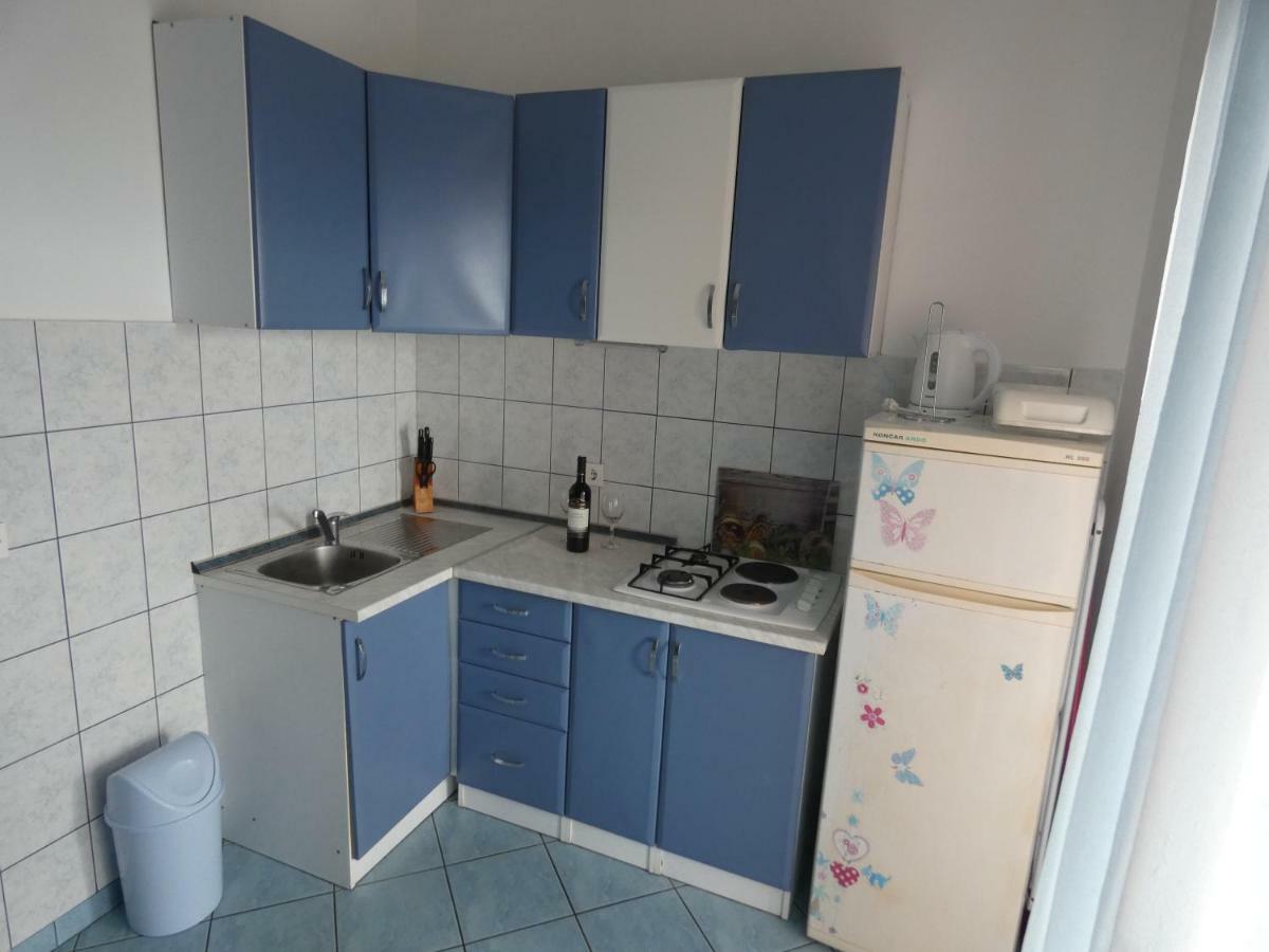 Apartmani Saric Rogoznica Zečevo Exteriér fotografie
