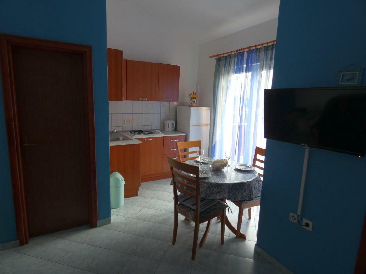 Apartmani Saric Rogoznica Zečevo Exteriér fotografie