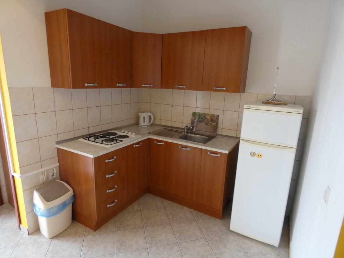 Apartmani Saric Rogoznica Zečevo Exteriér fotografie